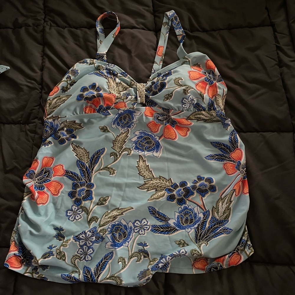 Motherhood maternity bathing suit top XL